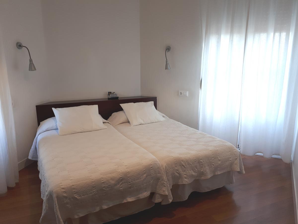 Hostal Santa Isabel Madri Exterior foto